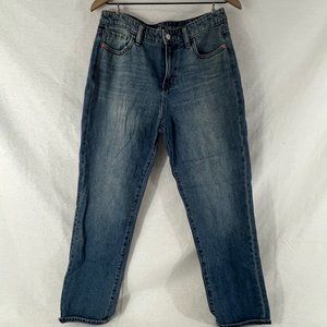 Women's dark wash cropped jeans